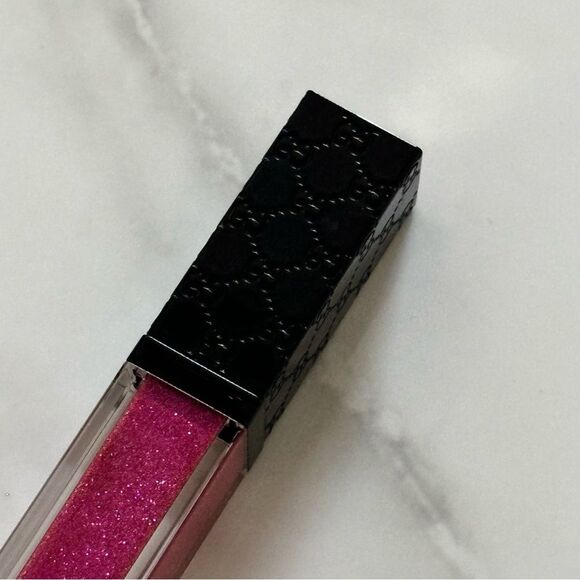 Gucci Vibrant Demi Glaze Lip Lacquer Gloss - 180 Royal Petunia, .2oz - Picture 4 of 4